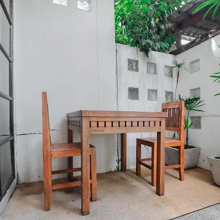 Club Bamboo Boutique Patong Beach Resort Экстерьер фото